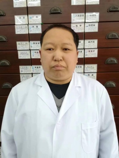 恭贺著名新时代国医名师——向飞荣获国医百科官网“国医泰斗”称号