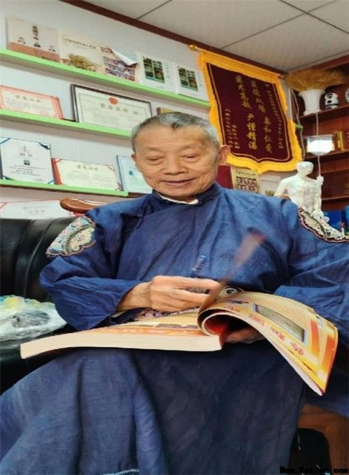 岐黄薪火永相传 仁心济世护苍生——专访国医泰斗刘恩国