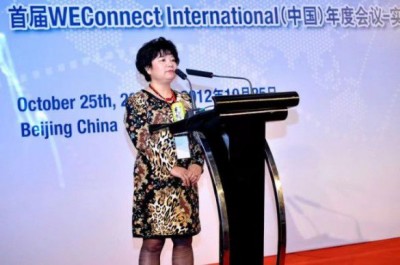 术高一筹保平安 德高一品为患者 中国著名医学专家——何明华