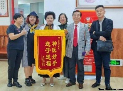 术高一筹保平安 德高一品为患者 中国著名医学专家——何明华